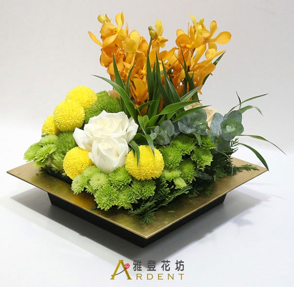 台北送花綠意清新祝賀桌花