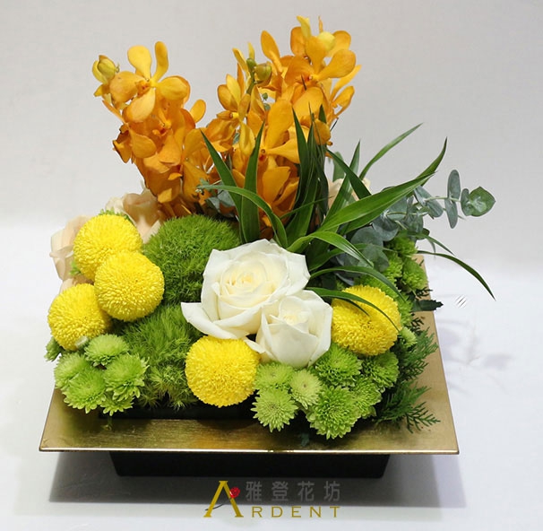 台北送花綠意清新祝賀桌花